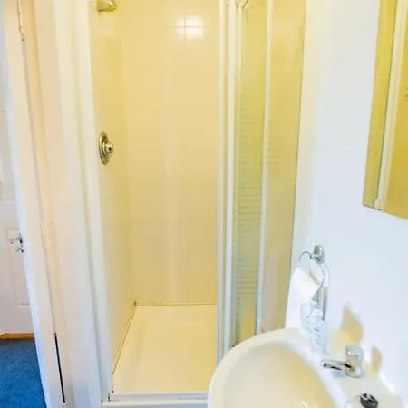57 - Large Three Bed With Parking Galway