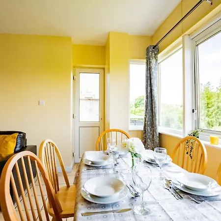 Apartment 57 - Large Three Bed With Parking